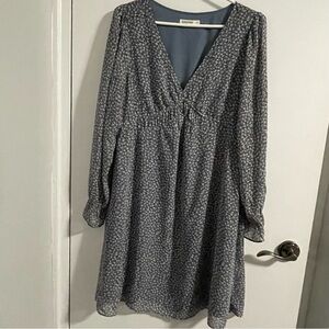 Reitmans Pale Blue Floral Long Sleeve Dress M